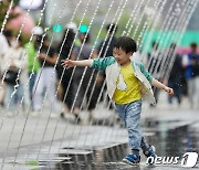 비오는 어린이날, 아기상어 클래식 듣고 티니핑 뮤지컬 영화 볼까