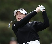 아이언 샷을 강조한 '디펜딩 챔피언' 조아연 [KLPGA]