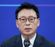 [속보] 박광온 “대통령께서 야당 대표와 먼저 만나는 게 순리”