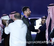 FIFA 에이전트 직접 밝혔다, 메시 PSG 결별 현실화 "알 힐랄 7900억 제안"