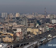 우크라전 435일, 키이우 공습 경보·대피…우크라군, 러 드론 격퇴