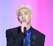 RM, 군입대·10주년 앞두고 "두렵지만…사랑 요구하고 싶진 않아" [MD이슈]