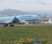 '기상악화 끝, 제주공항 정상 운항'