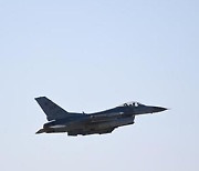 평택서 미군 전투기 F-16 1대 추락…조종사 탈출