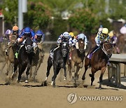 Kentucky Oaks Horse Racing