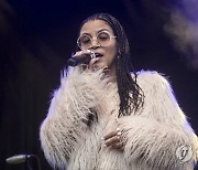 Digable Planets at Shaky Knees