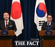 한일, 12년 만의 정상 '셔틀외교' 복원…'성의 있는 호응' 나올까?