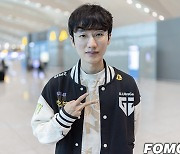 [포토] "MSI 2회 우승 갑니다" 출국 준비 마친 젠지 피넛