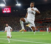 [VIDEO] Rodrygo's double in the 2022-23 Copa del Rey final