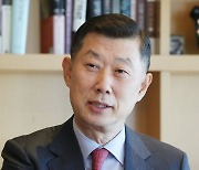 김홍국 회장 “안전지대 떠나 도전해야”...NS홈쇼핑 22주년 맞아 강조