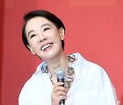 월드스타 故 강수연 1주기…영원히 지지 않을 별