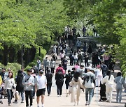 전국 대체로 맑은 하늘…큰 일교차에 출근길 '쌀쌀'