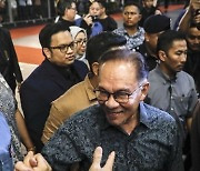 MALAYSIA ANWAR IBRAHIM MOVIE