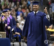 UConn Allen Graduates