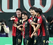 교체 2분 만에 터진 득점 1위 나상호의 결승골…서울, 광주 3-1 제압