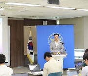 서류 조작해 고려인 후손으로...재외동포 비자 받은 우즈벡인 무더기 검거