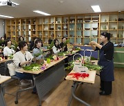 ‘진상’에 지친 제주 면세점 노동자분들...꽃으로 힐링 하세요