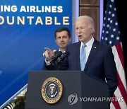 USA BIDEN TRANSPORT AIRLINES