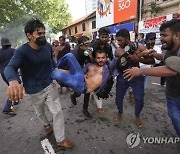 Pulitzers Photo Finalists