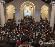 Pulitzers Photo Finalists