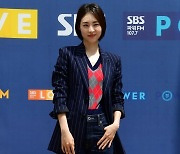 [TEN 포토] 이연희 '청청패션도 완벽하게 소화'