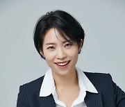 김정, 디즈니+ '레이스' 출연 확정‥이연희와 호흡