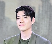 “모두가 행복한 세상이란?”…김우빈, ‘택배기사’ 희망배달 (제작발표회)