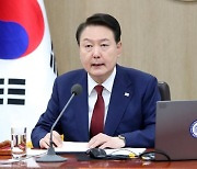 [사설] 尹대통령 1년, 이젠 전 정부로 책임 돌릴 수 없는 시점