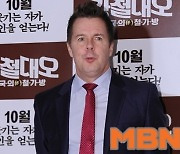 로버트 할리, 조카상 비보 “2명 어린 나이에 갑작스럽게 세상 떠나...”