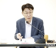 우범기 전주시장 “보행자 작동신호기 일제 점검하라…교통사고 예방”