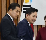 與 "건설현장 불법·부당 행위 제재 개정안 마련 속도"