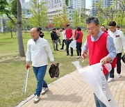 국힘 박정하·원주 지방의원 ‘ 대통령 취임 1주년’ 기념 플로깅