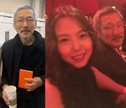 '8년 열애' 홍상수♥김민희, 해외선 당당한데…국내 일정 불참, 왜?