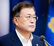 '문재인입니다' 개봉 첫날 1만3000명 관람…슈퍼마리오 '추격'