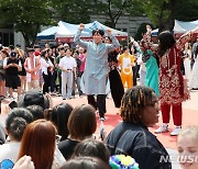 고려대 외국인 학생 축제