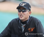 최원호 한화 감독의 이색 이력…20년 6월 대행→23년 5월 사령탑