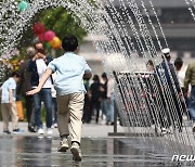 [퇴근길날씨] 전북 5㎜ 내외 빗방울…구름 많고 선선