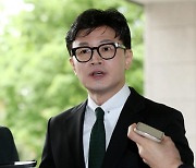 한동훈, '악연' 참여연대와 사흘째 입씨름... 대응 방식 두고 논란도