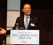 공수처, 송영무 前장관·국방부 동시다발 압수수색…‘계엄문건 사실확인서 서명 강요 혐의’