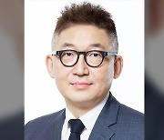 문재인 정부에서 임명된 심성보 대통령기록관장 해임