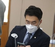 "실적 쇼크·김남국 코인 의혹 겹악재"…넷마블 '급락'