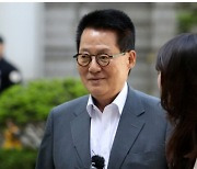 박지원 “조국 부녀 중 누군가 내년 총선 출마할 것 같다”