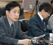 김주현 금융위원장, 대환대출 인프라 사전점검 간담회 참석