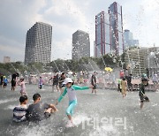 때이른 무더위에 경기지역 물놀이장 내달부터 문 열어