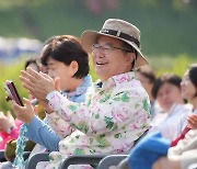 천만송이 장미 '활짝'...서울장미축제 '팡파르'