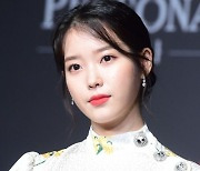 아이유 측 “작곡가 아닌 가수 상대로 표절 고발, 이미지 흠집내기”