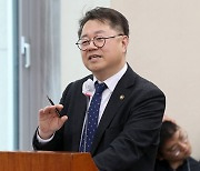 “탈원전 폐기 요구 1년간 뭉개”...산업부 2차관 경질 막전막후