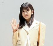 [포토] 아이브 안유진, '귀여운 댕댕이 미소'