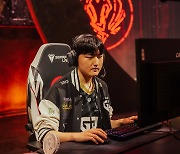 [MSI] 초반부터 신난 페이즈의 징크스 앞세운 젠지, T1에 동점 만들어