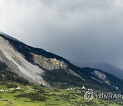 Switzerland Rockslide Alert